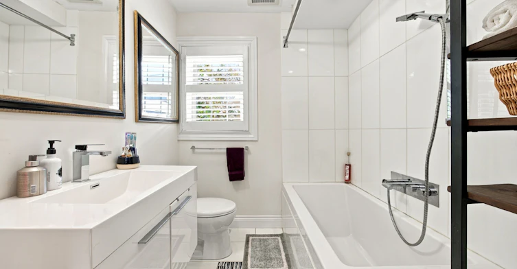 23 New Street, Toronto, ON, M5R 1P7 - 18