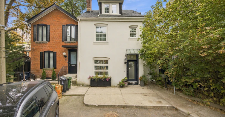 23 New Street, Toronto, ON, M5R 1P7