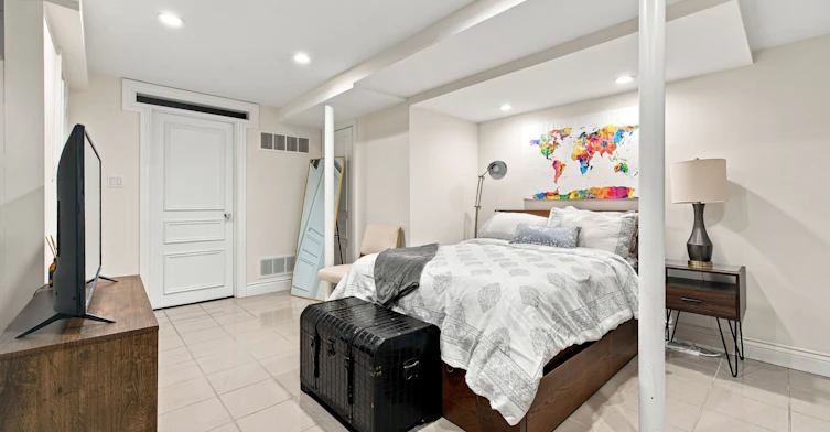 23 New Street, Toronto, ON, M5R 1P7 - 24