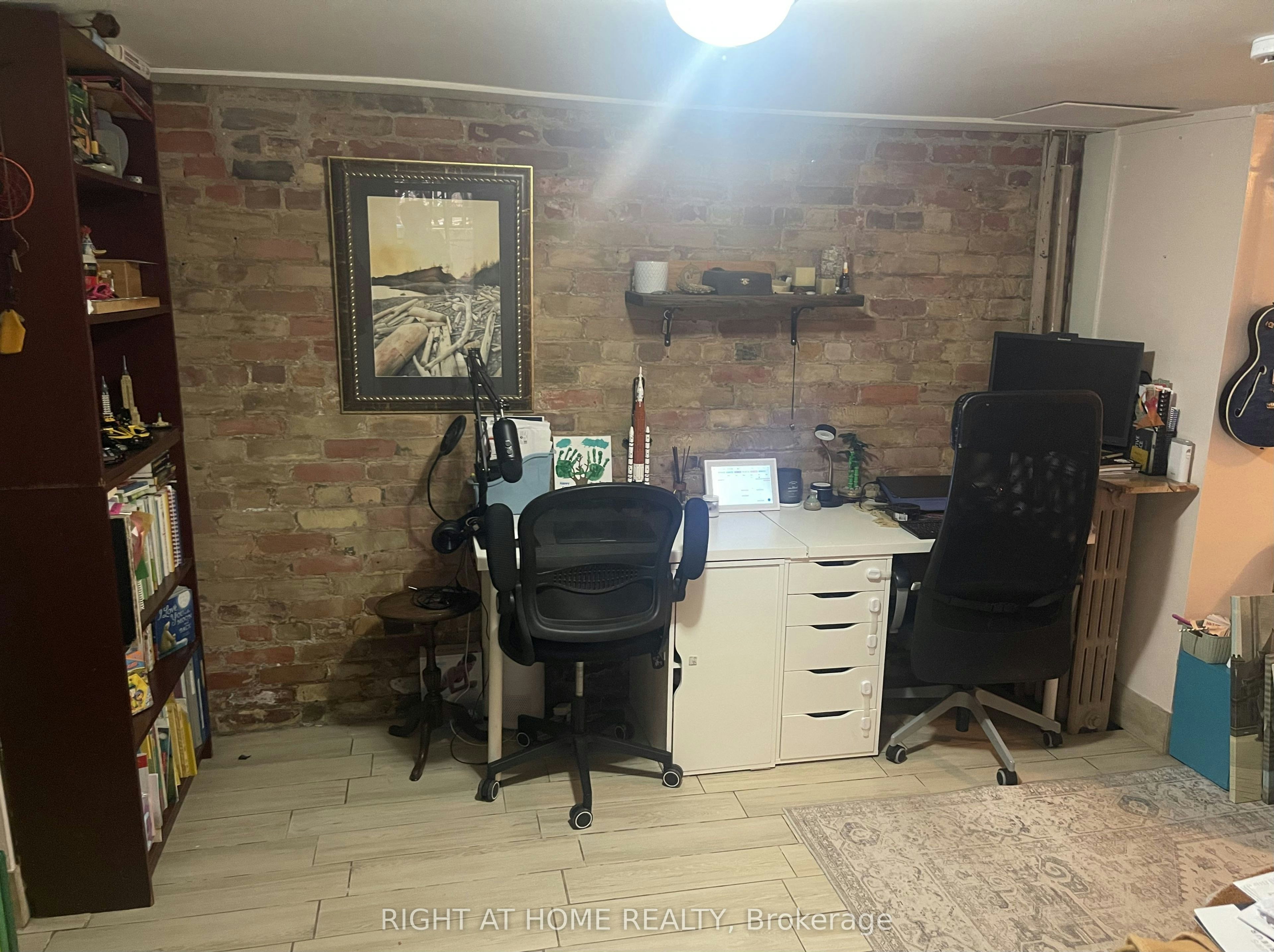 Lower Level-109 Lippincott Street, Toronto, ON, M5S 2P2 - 3