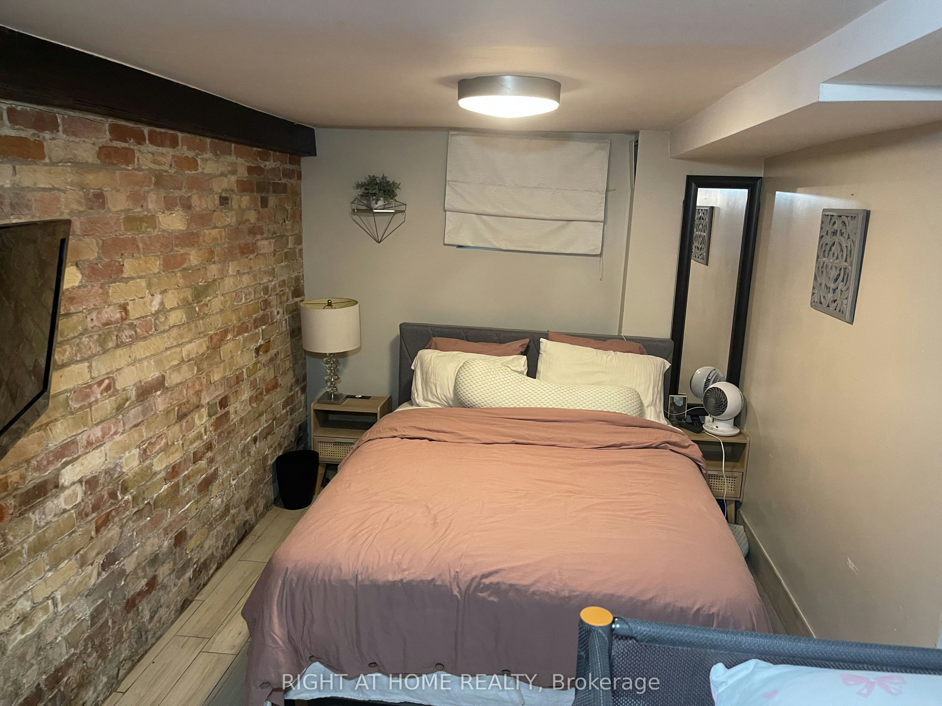 Lower Level-109 Lippincott Street, Toronto, ON, M5S 2P2