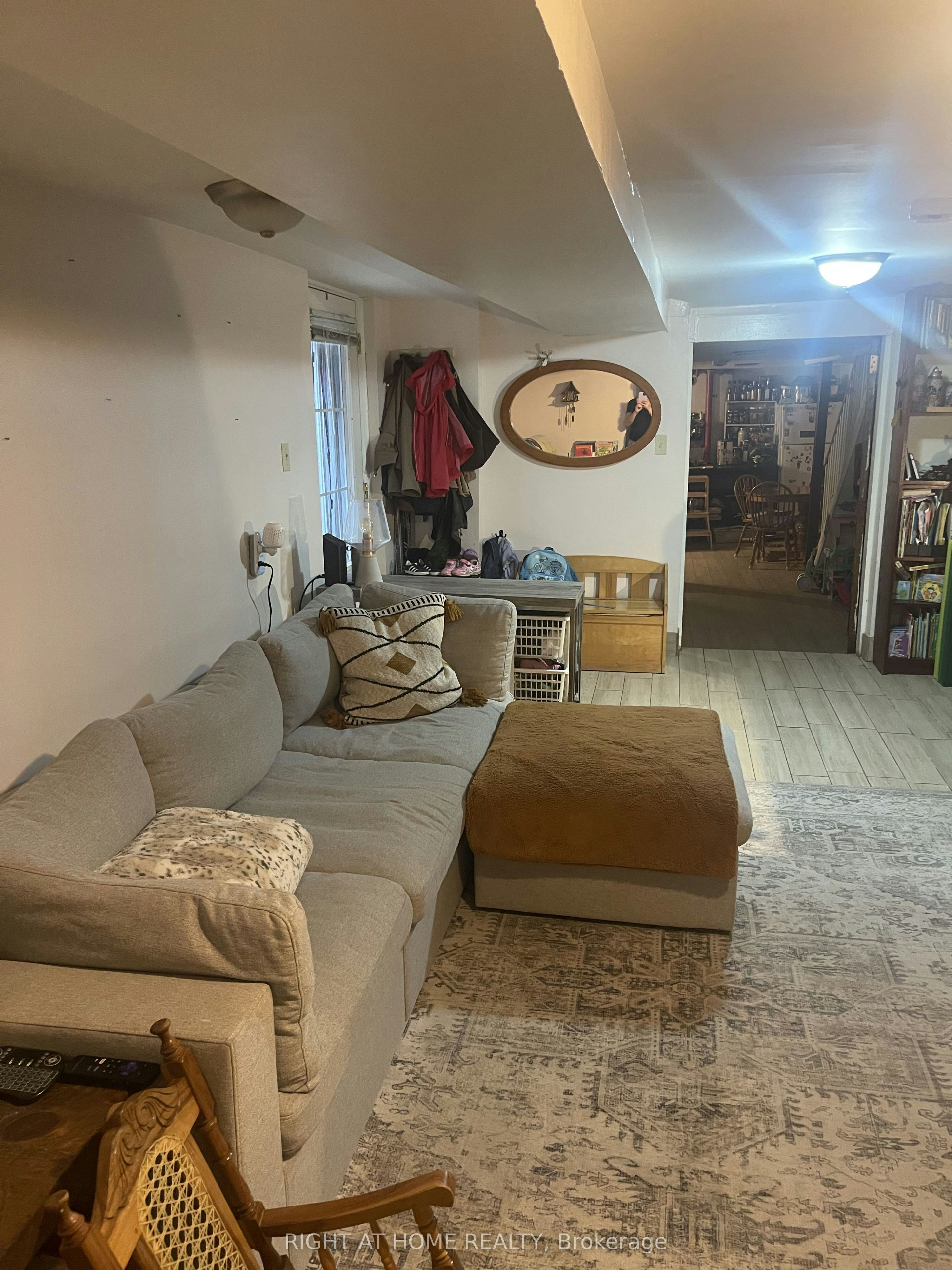 Lower Level-109 Lippincott Street, Toronto, ON, M5S 2P2 - 4
