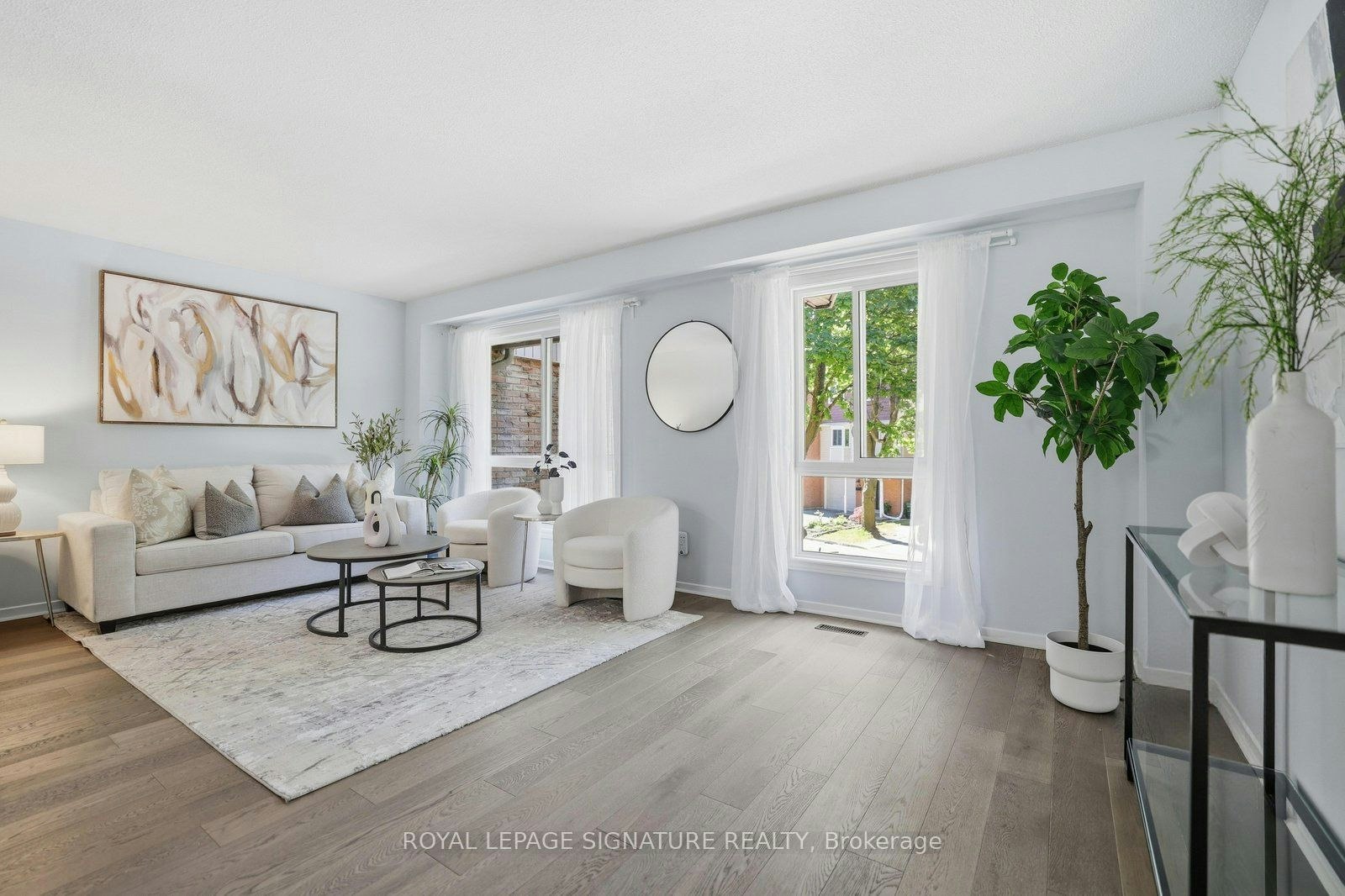 22 Snapdragon Drive, Toronto, ON, M2J 4X6