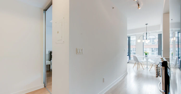 702-32 Camden Street, Toronto, ON, M5V 1V1 - 5