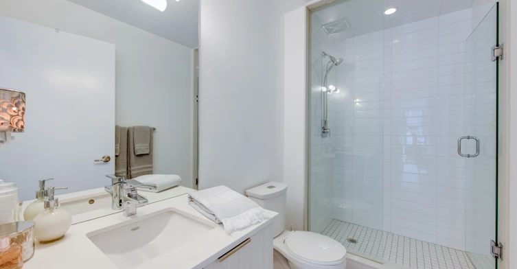 702-32 Camden Street, Toronto, ON, M5V 1V1 - 19