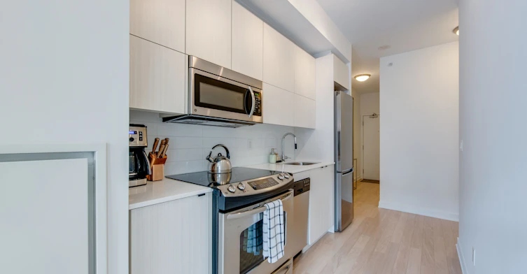 702-32 Camden Street, Toronto, ON, M5V 1V1 - 8