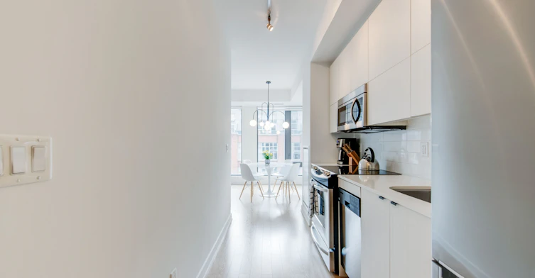 702-32 Camden Street, Toronto, ON, M5V 1V1 - 7