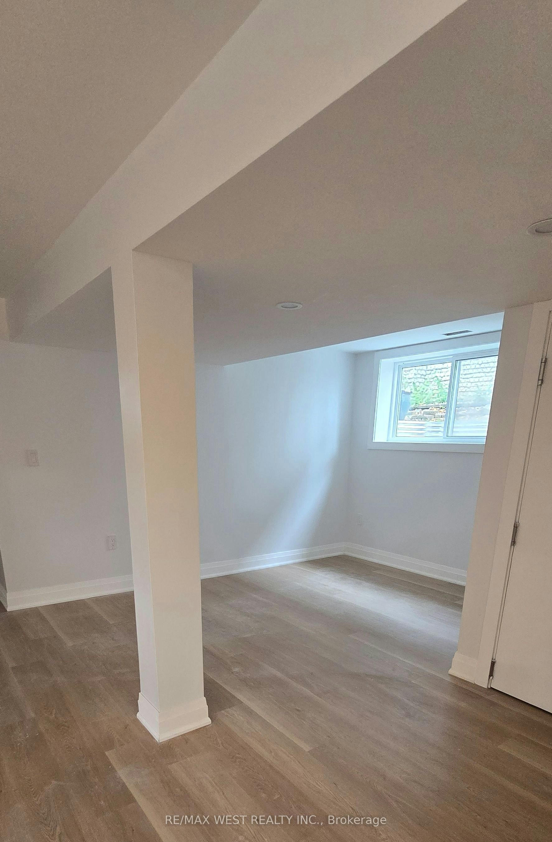 Basement-82 Madawaska Avenue, Toronto, ON, M2M 2R3 - 14