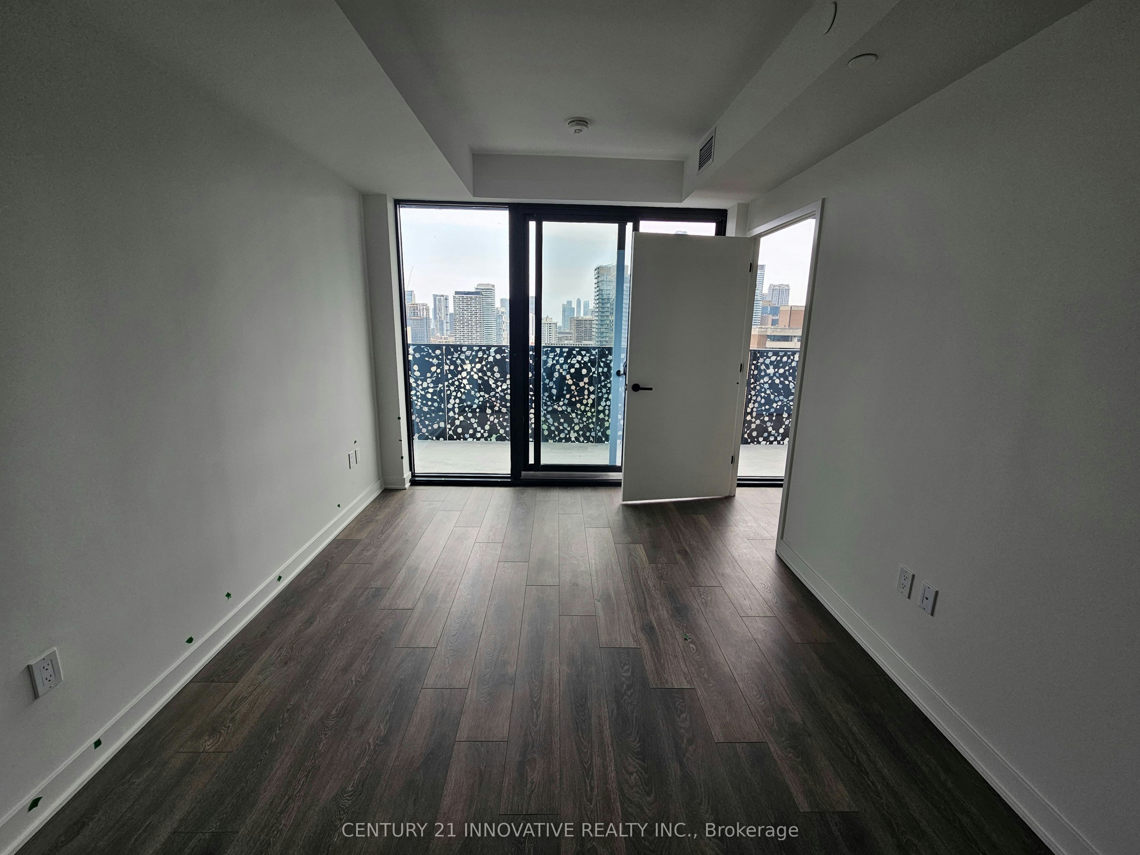 2404-55 Charles Street E, Toronto, ON, M4Y 0J1 - 3