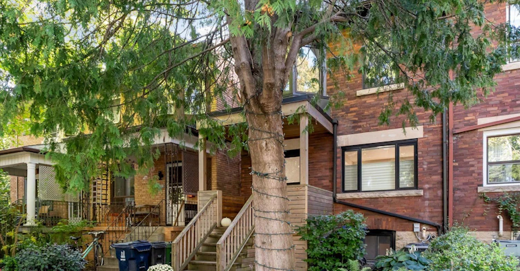 888 Manning Avenue, Toronto, ON, M6G 2X4 - 3