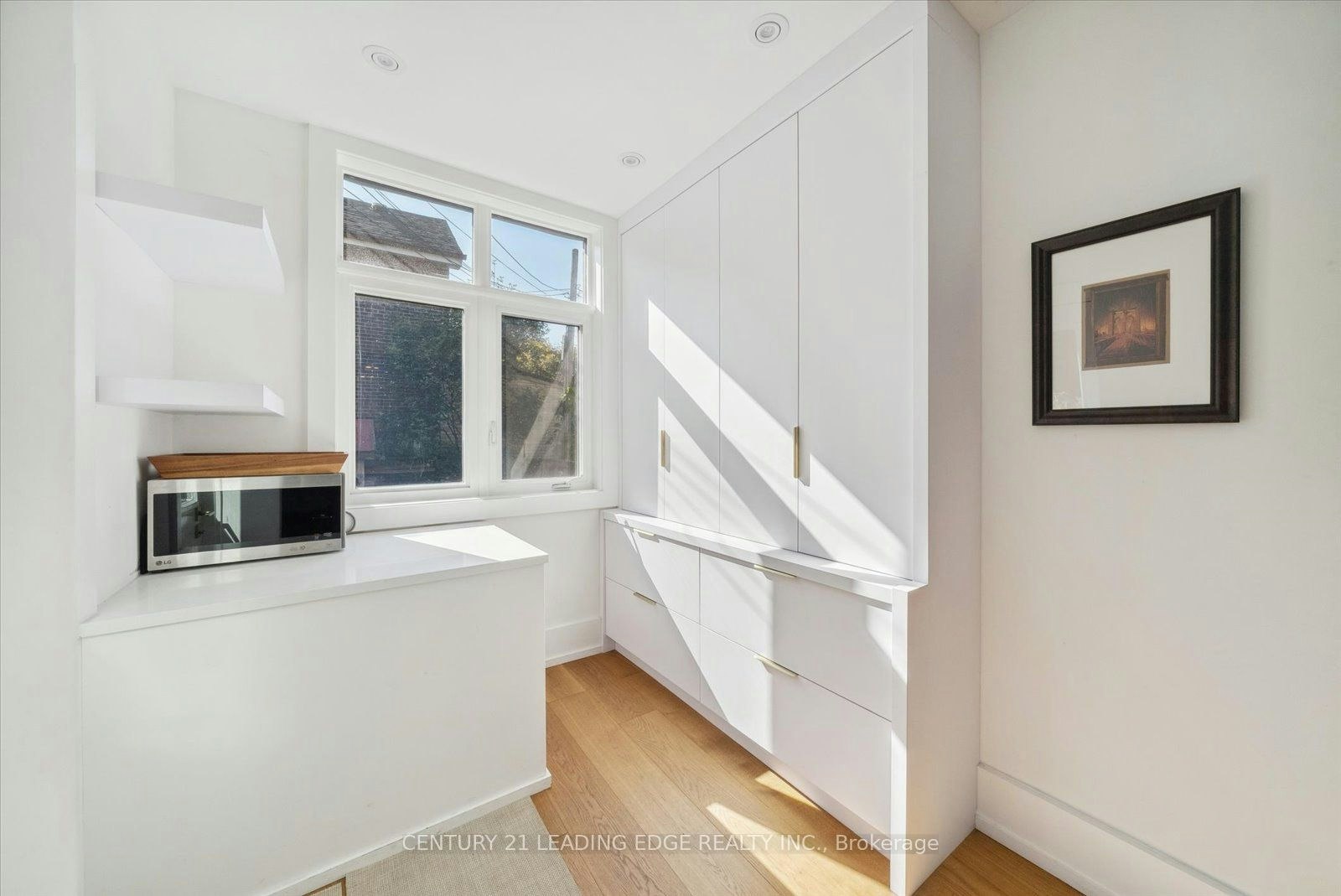 888 Manning Avenue, Toronto, ON, M6G 2X4 - 25
