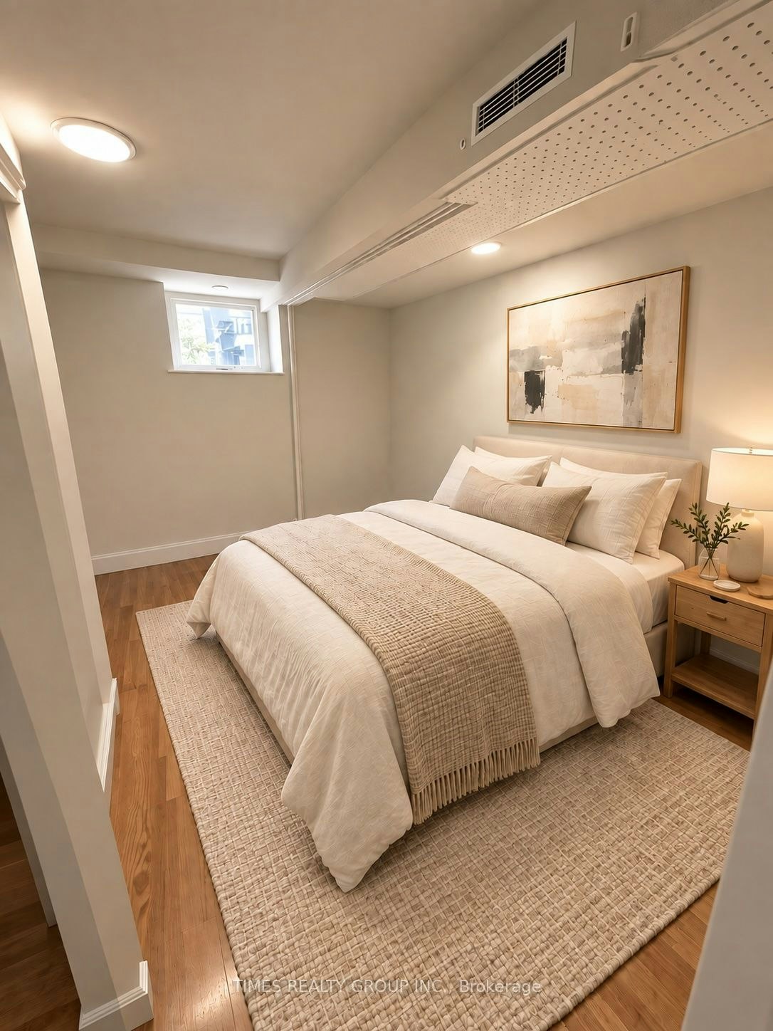 Lower-24 Coolmine Road, Toronto, ON, M6J 3E9 - 2