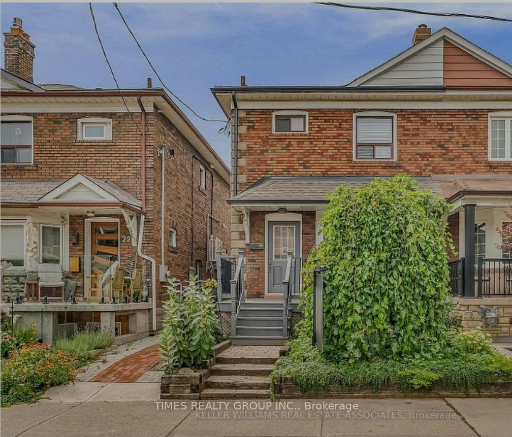 Lower-24 Coolmine Road, Toronto, ON, M6J 3E9 - 3