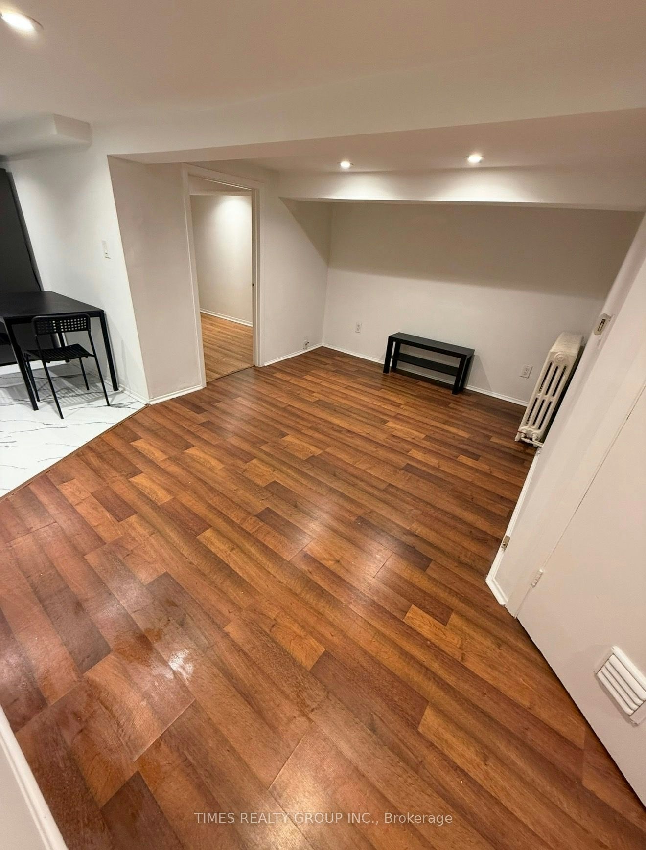 Lower-24 Coolmine Road, Toronto, ON, M6J 3E9 - 8
