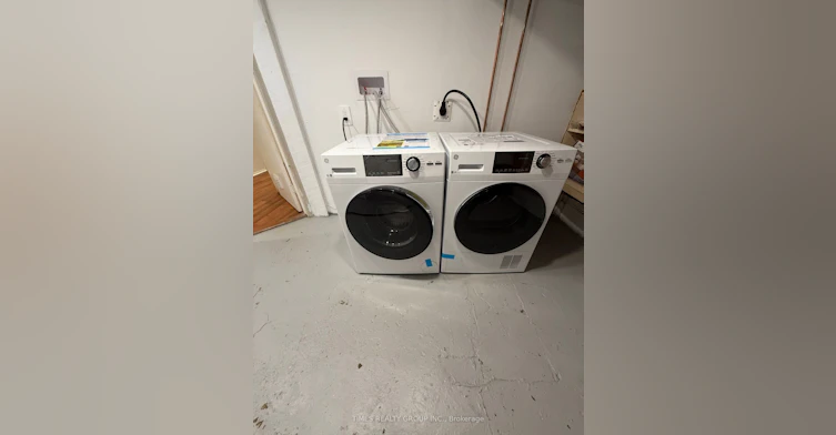 Lower-24 Coolmine Road, Toronto, ON, M6J 3E9 - 6