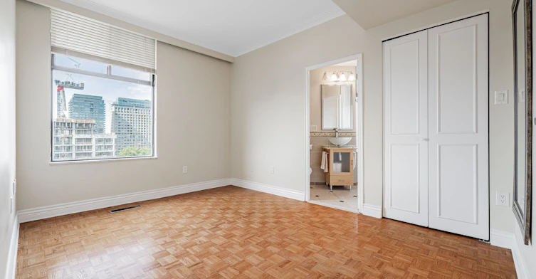 13-423 Avenue Road, Toronto, ON, M4V 2H7 - 25