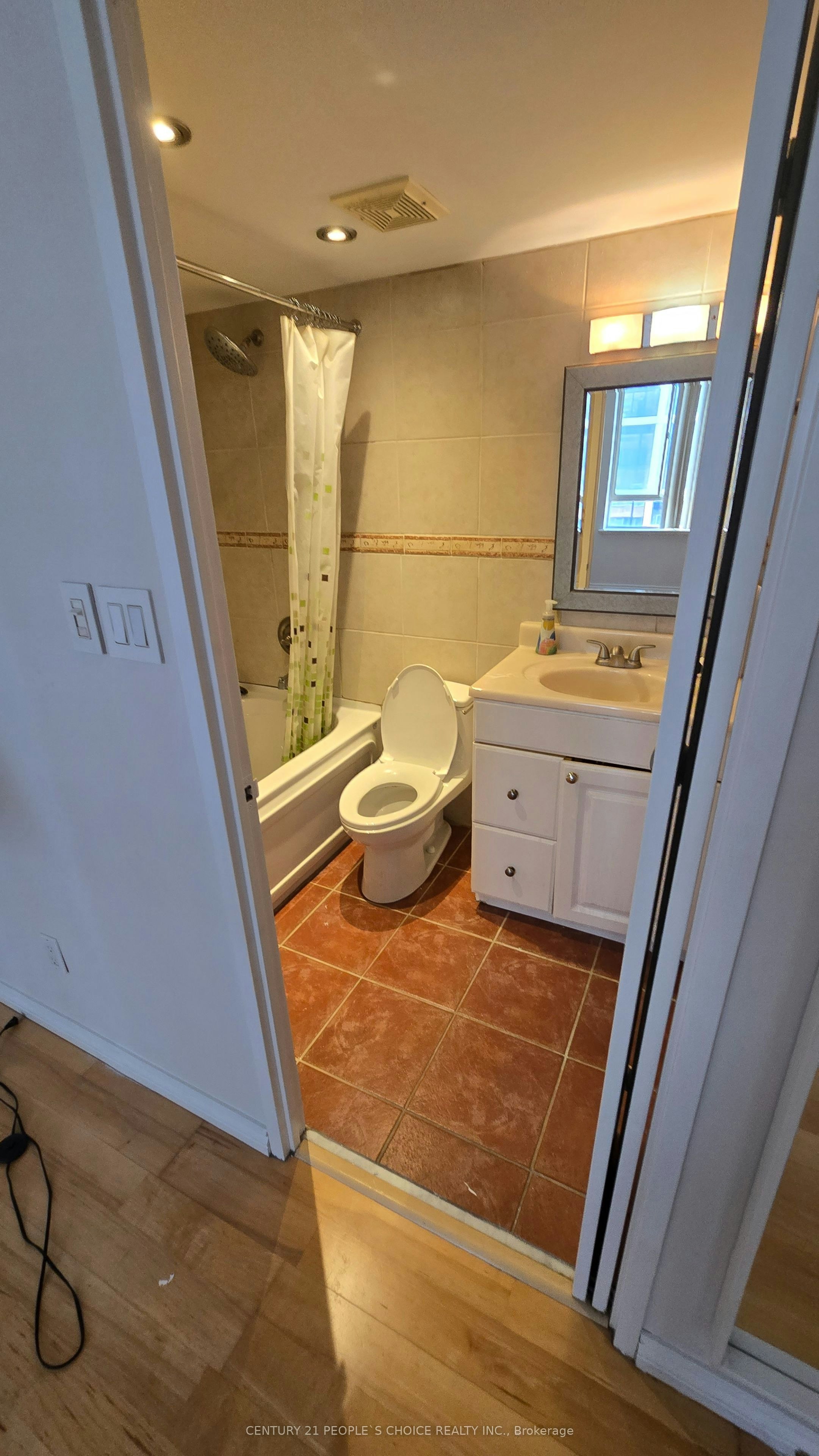 2604-633 Bay Street, Toronto, ON, M5G 2G4 - 8