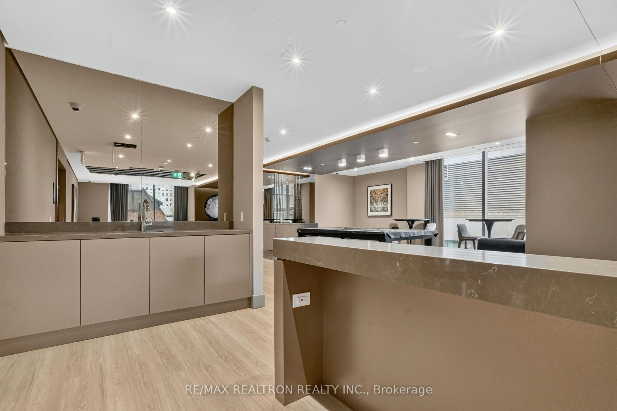 1205-8 Cumberland Street, Toronto, ON, M4W 0B6 - 22