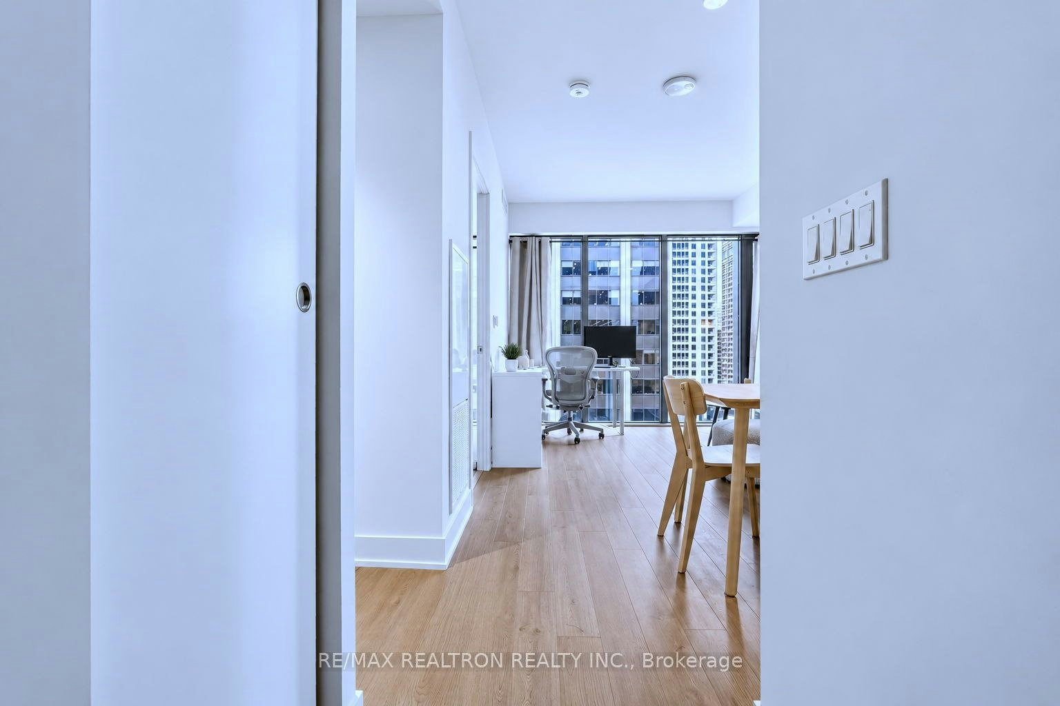 1205-8 Cumberland Street, Toronto, ON, M4W 0B6 - 7
