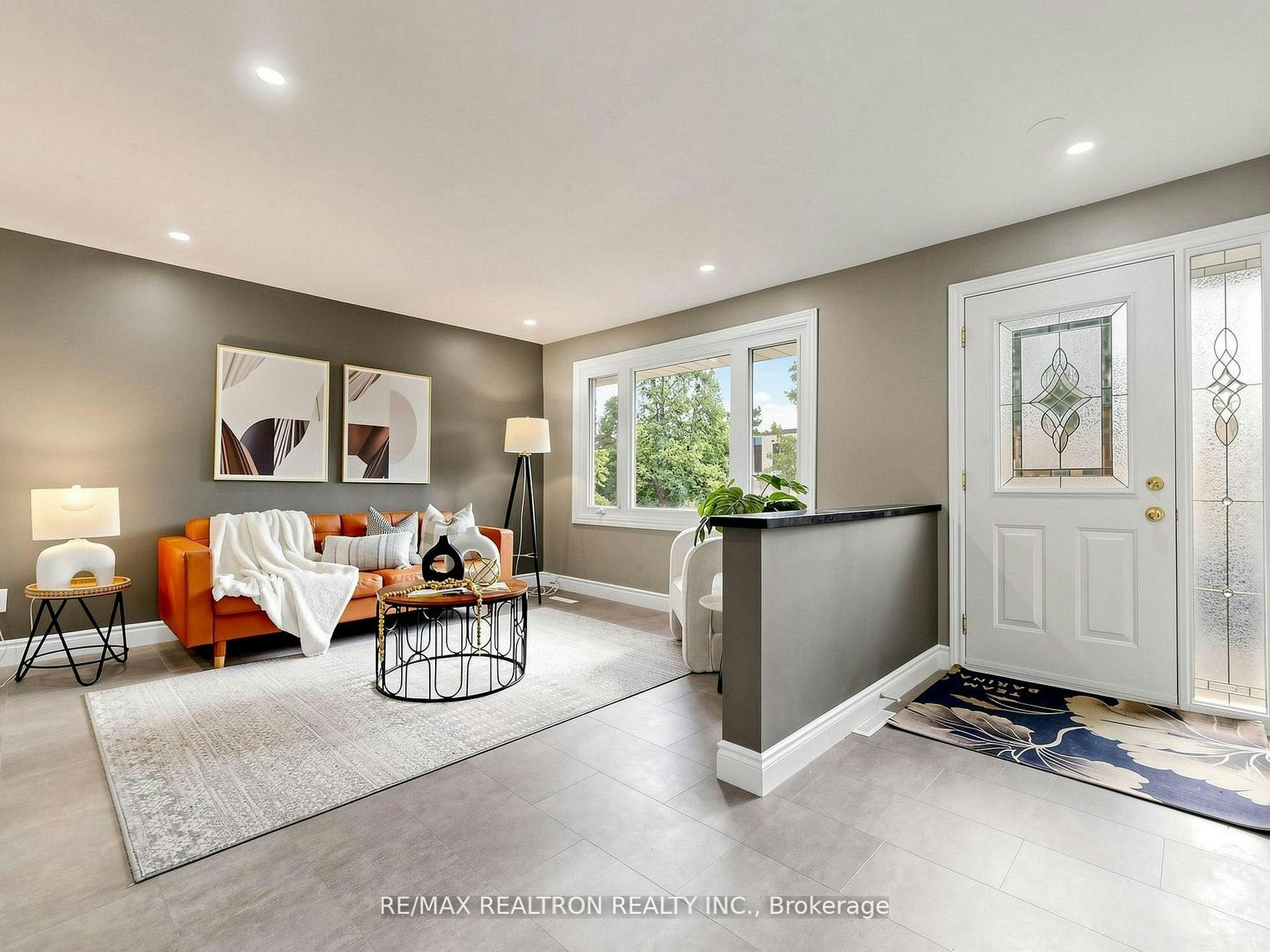 56 Ternhill Crescent, Toronto, ON, M3C 2E5 - 5