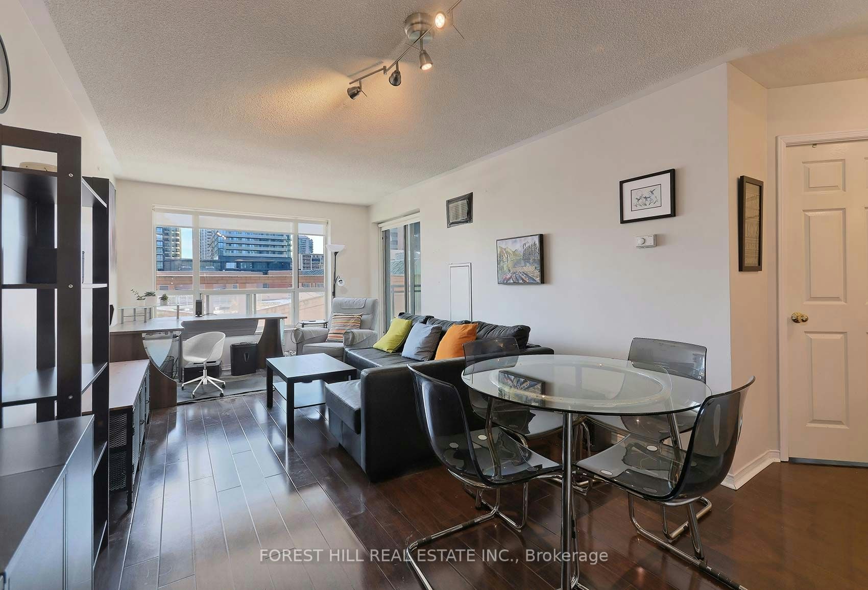 613-887 Bay Street, Toronto, ON, M5S 1Z7 - 9