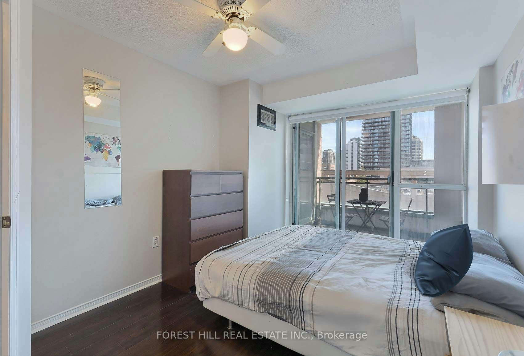 613-887 Bay Street, Toronto, ON, M5S 1Z7 - 15
