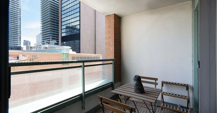 613-887 Bay Street, Toronto, ON, M5S 1Z7 - 6