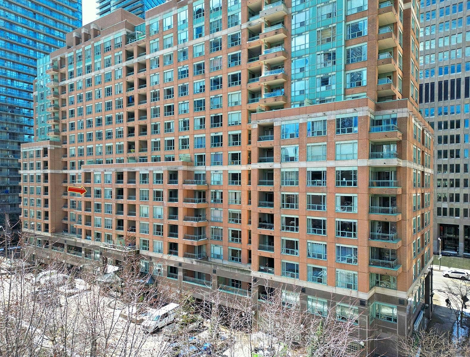 613-887 Bay Street, Toronto, ON, M5S 1Z7 - 23