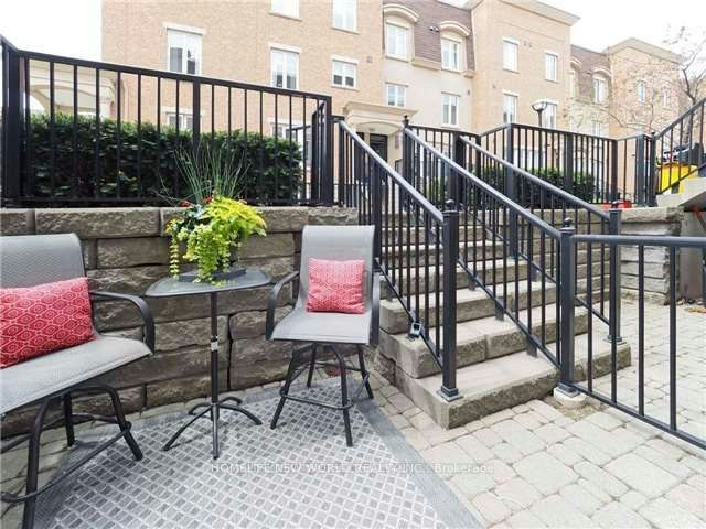 727-42 Western Battery Road, Toronto, ON, M6K 3P1 - 3