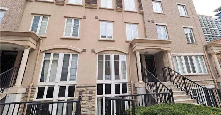 727-42 Western Battery Road, Toronto, ON, M6K 3P1