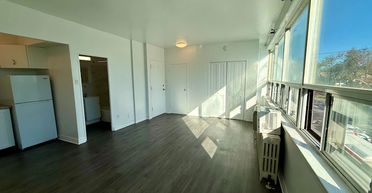 311-1582 Bathurst Street, Toronto, ON, M5P 3H3 - 3