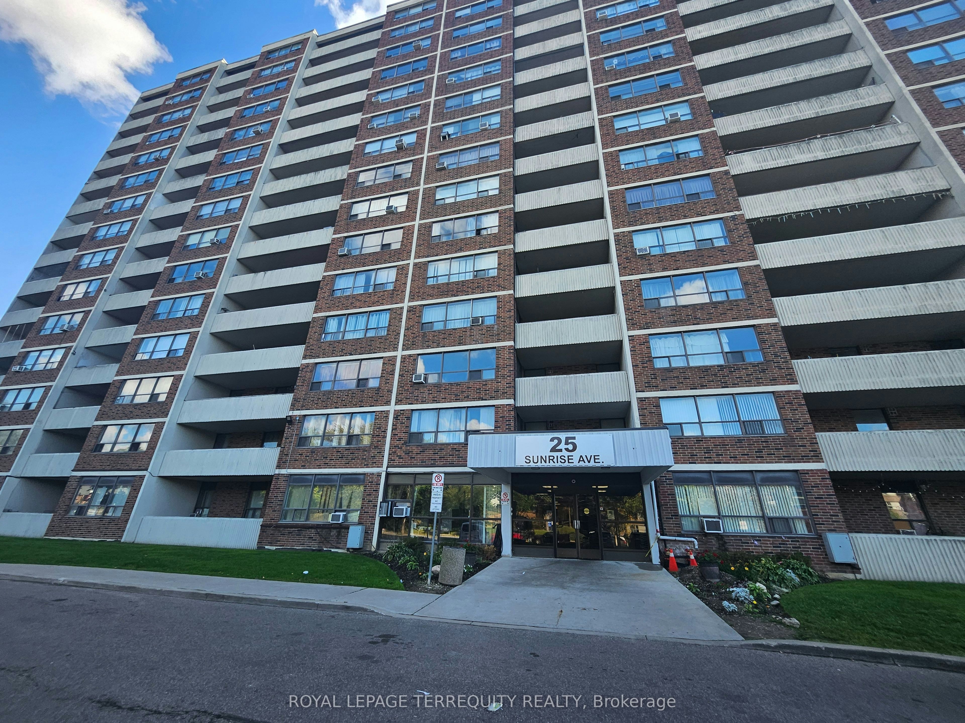 311-25 Sunrise Avenue, Toronto, ON, M4A 2S2