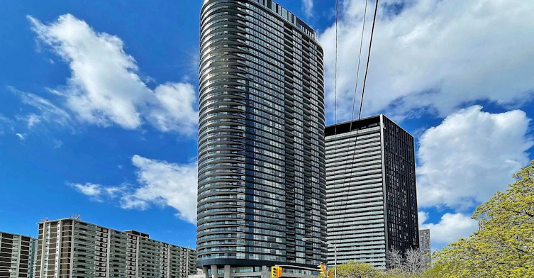420-585 Bloor Street E, Toronto, ON, M4W 0B3