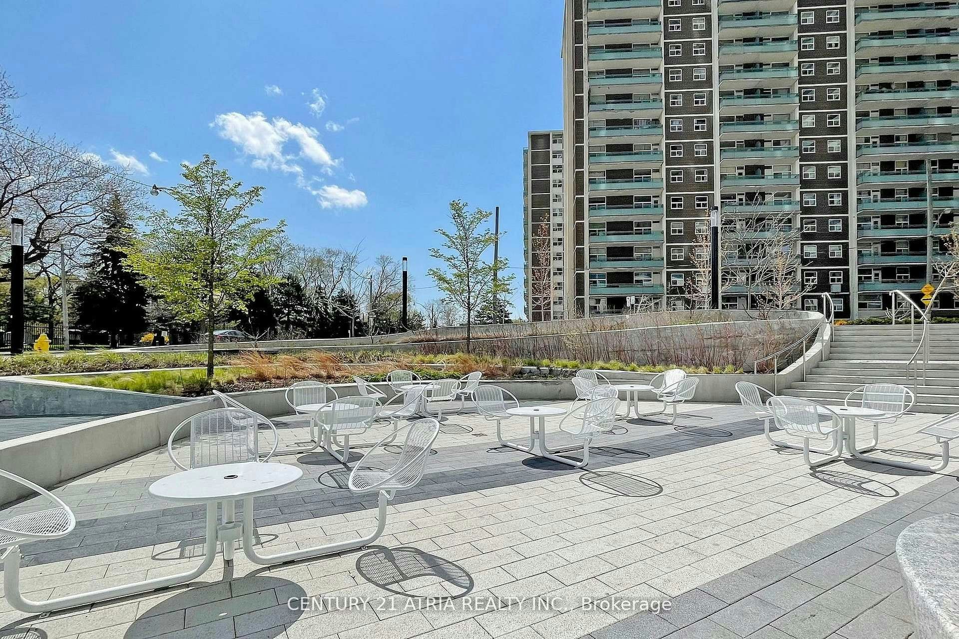 420-585 Bloor Street E, Toronto, ON, M4W 0B3 - 37