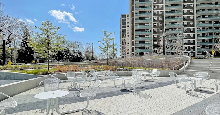 420-585 Bloor Street E, Toronto, ON, M4W 0B3 - 37