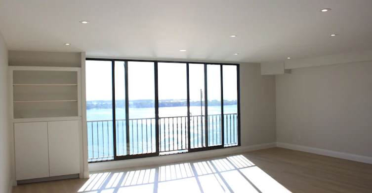 2431-33 Harbour Square, Toronto, ON, M5J 2G2 - 10