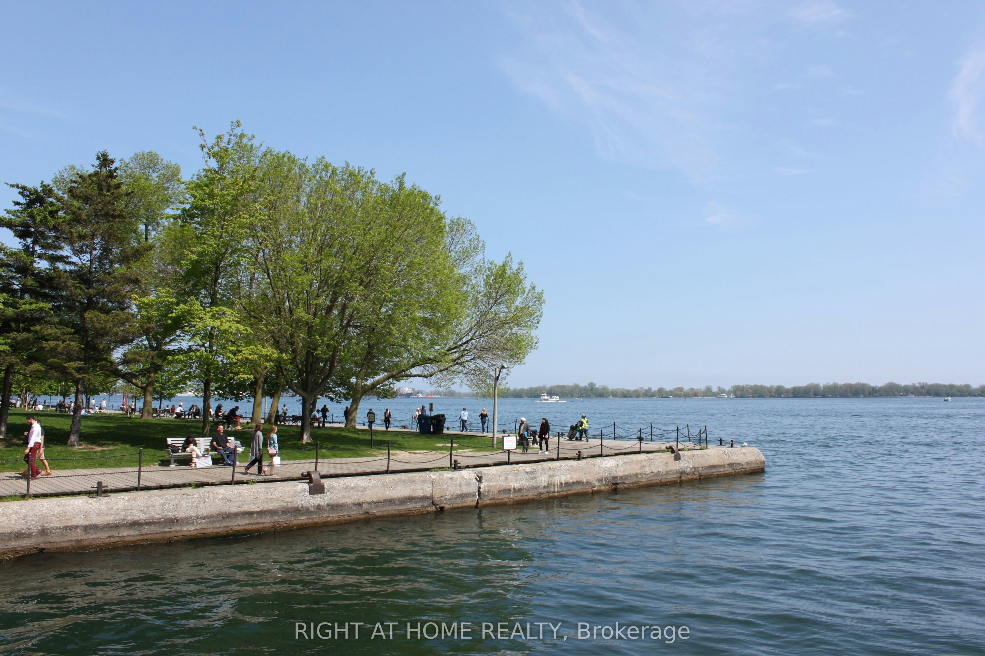 2431-33 Harbour Square, Toronto, ON, M5J 2G2 - 25