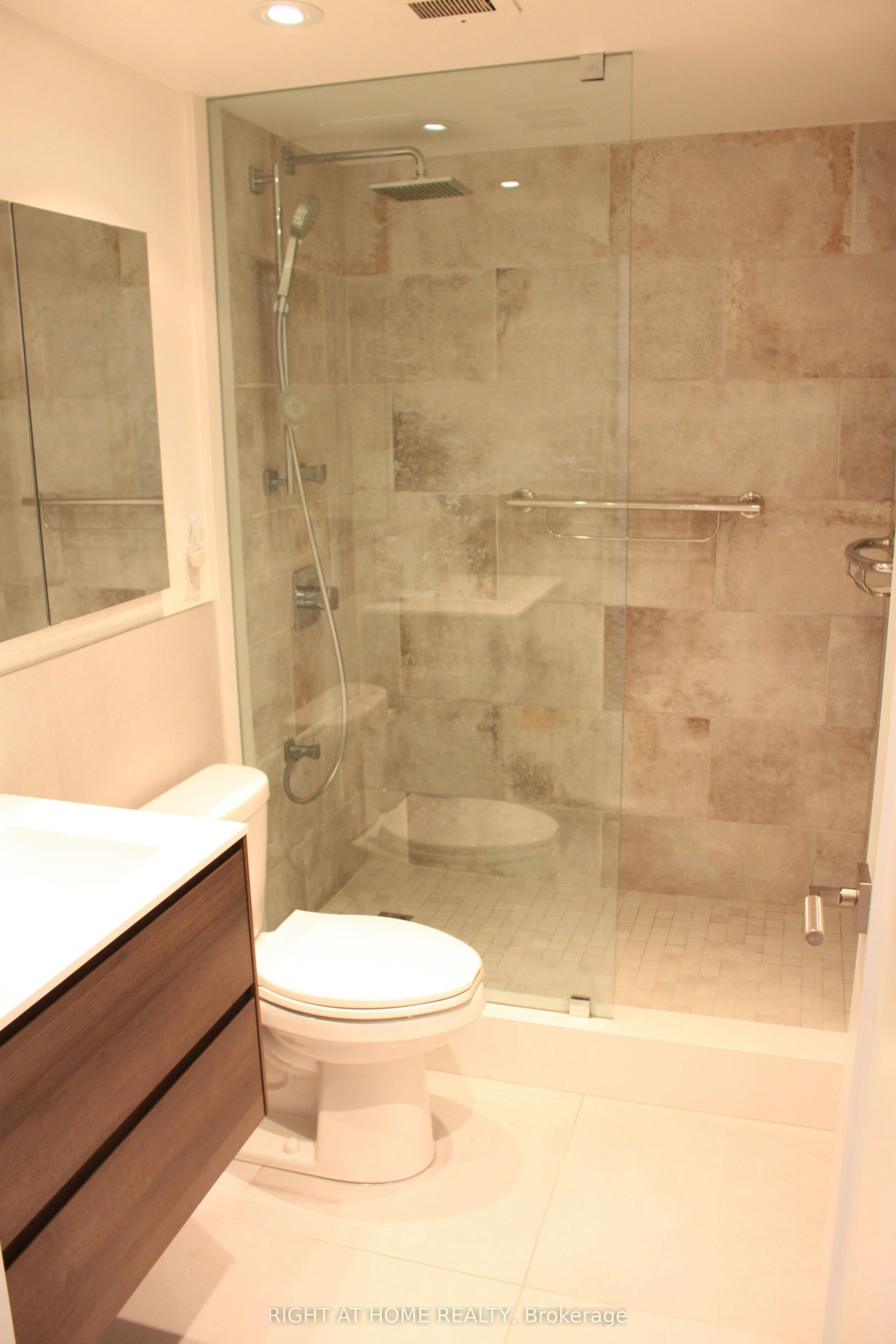 2431-33 Harbour Square, Toronto, ON, M5J 2G2 - 20