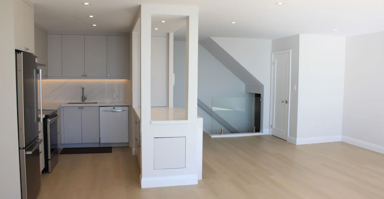 2431-33 Harbour Square, Toronto, ON, M5J 2G2 - 8