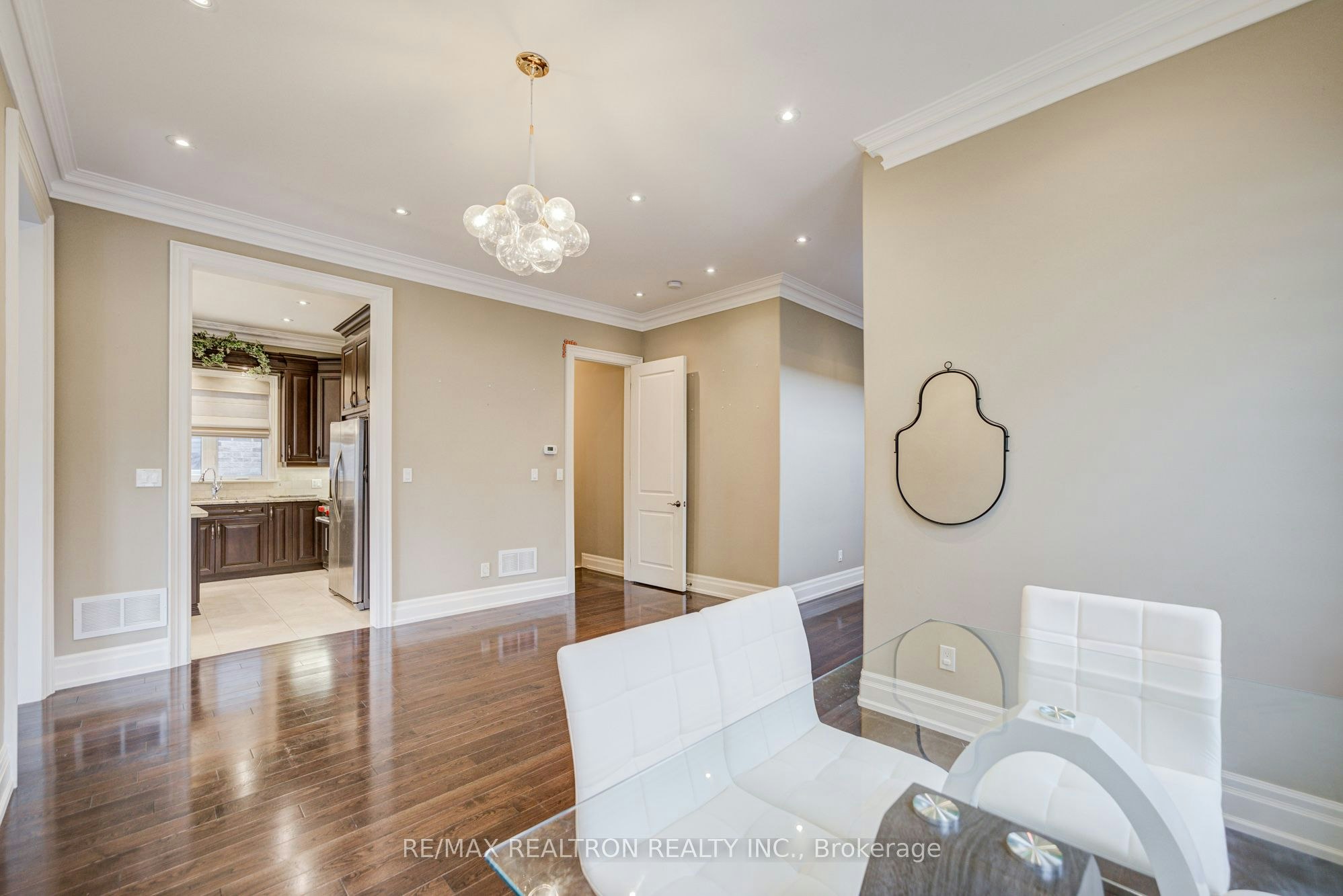 326B Horsham Avenue, Toronto, ON, M2R 1G6 - 8
