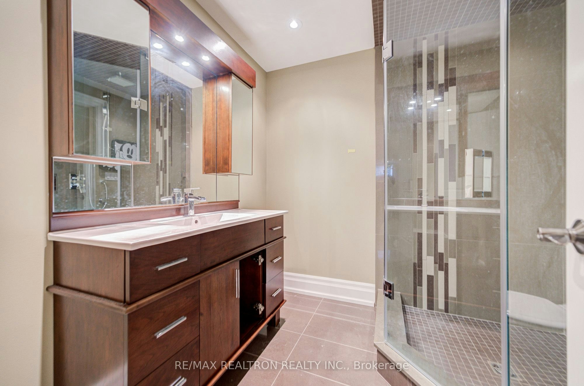 326B Horsham Avenue, Toronto, ON, M2R 1G6 - 38