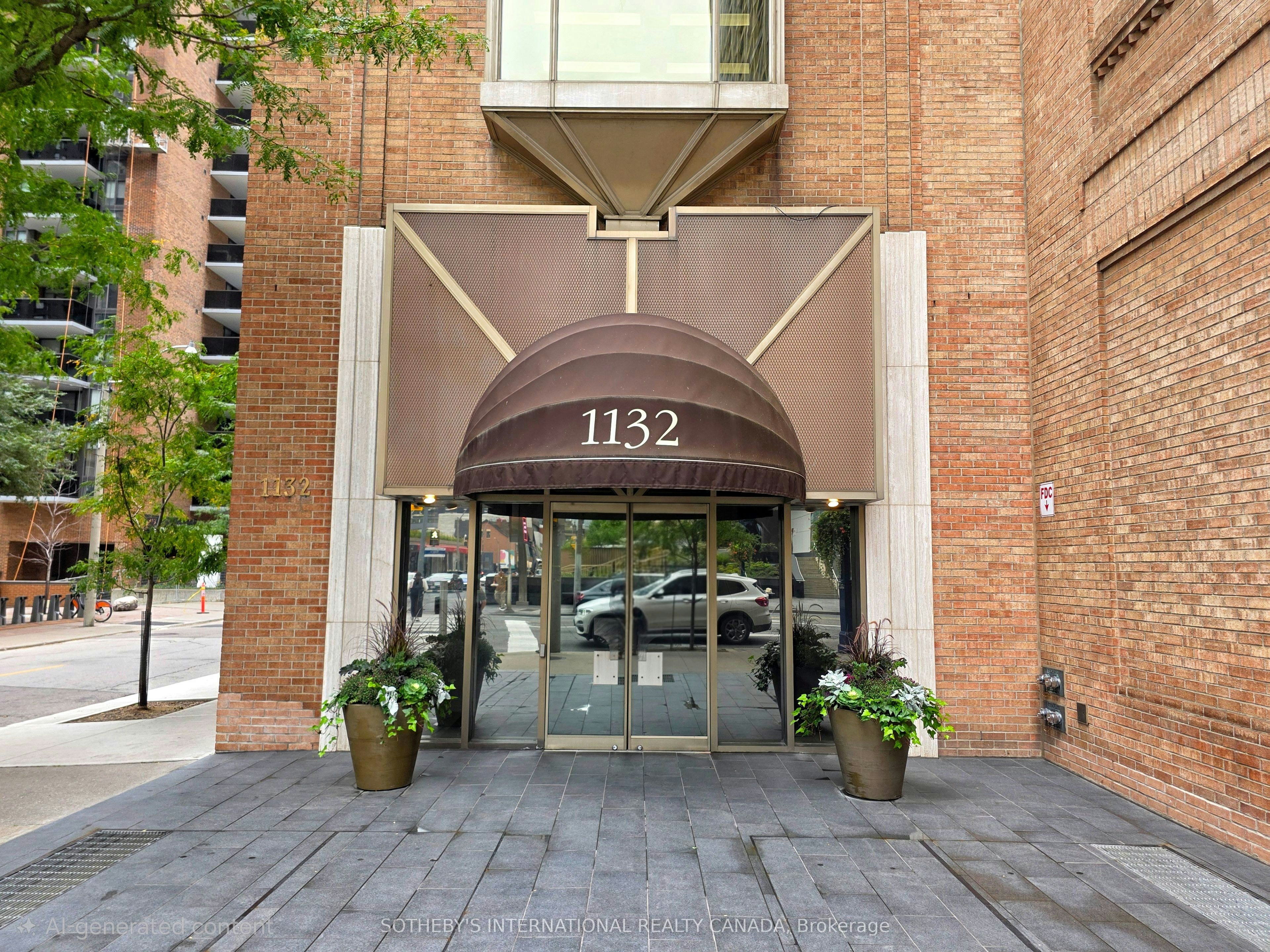 801-1132 Bay Street, Toronto, ON, M5S 2Z4
