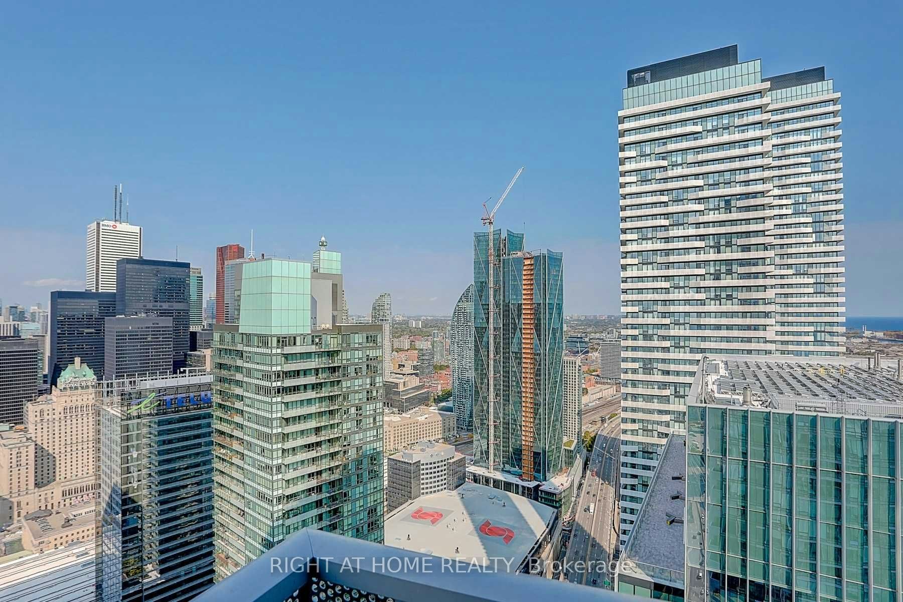 5303-10 York Street, Toronto, ON, M5J 0E1 - 6