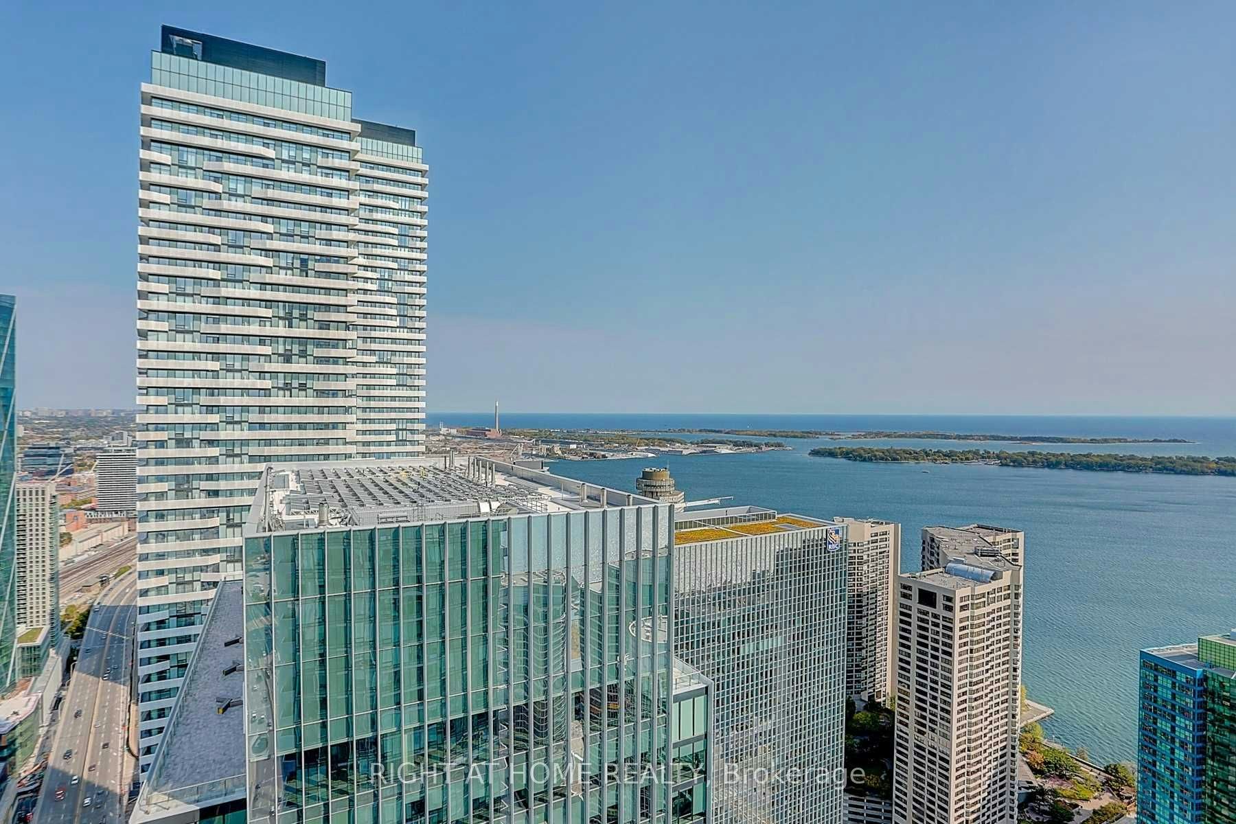 5303-10 York Street, Toronto, ON, M5J 0E1 - 7