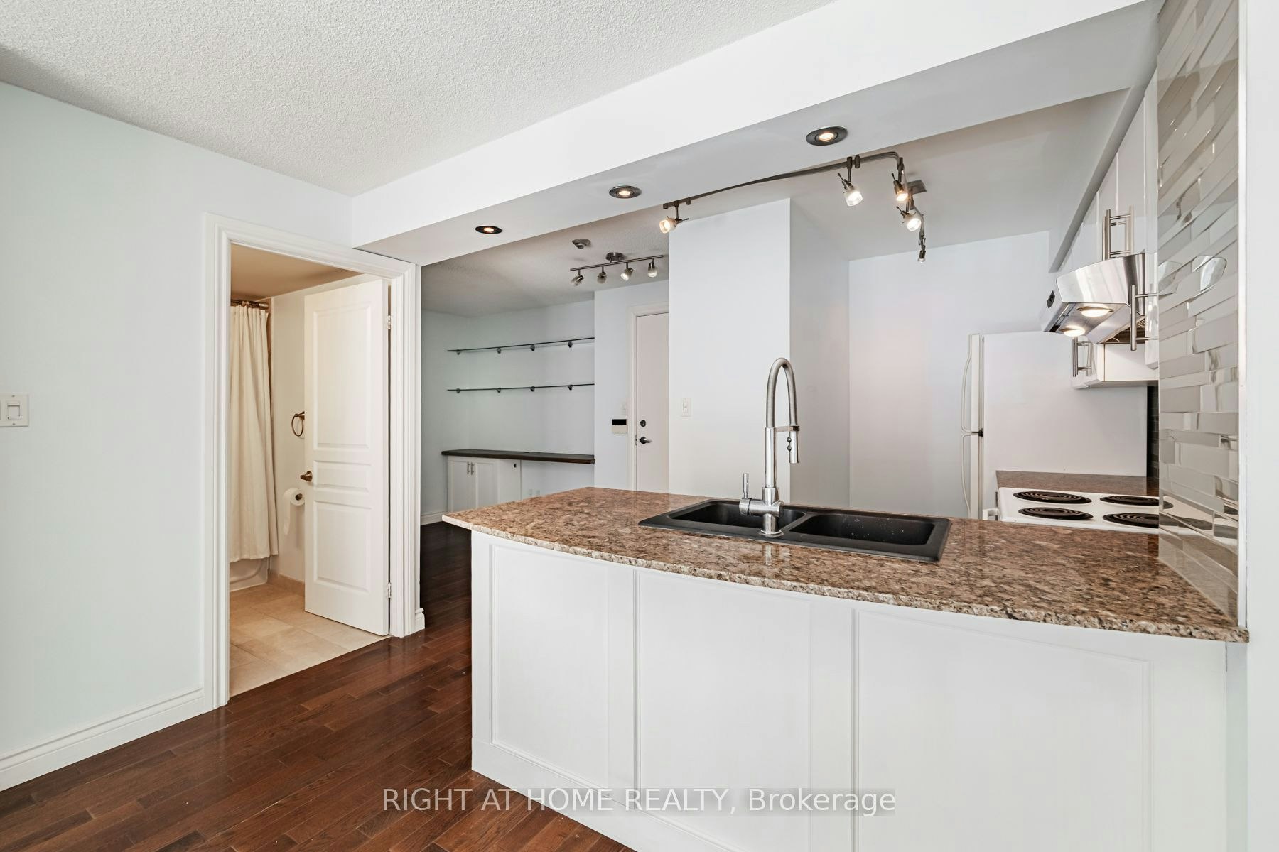 459-313 Richmond Street E, Toronto, ON, M5A 4S7 - 8