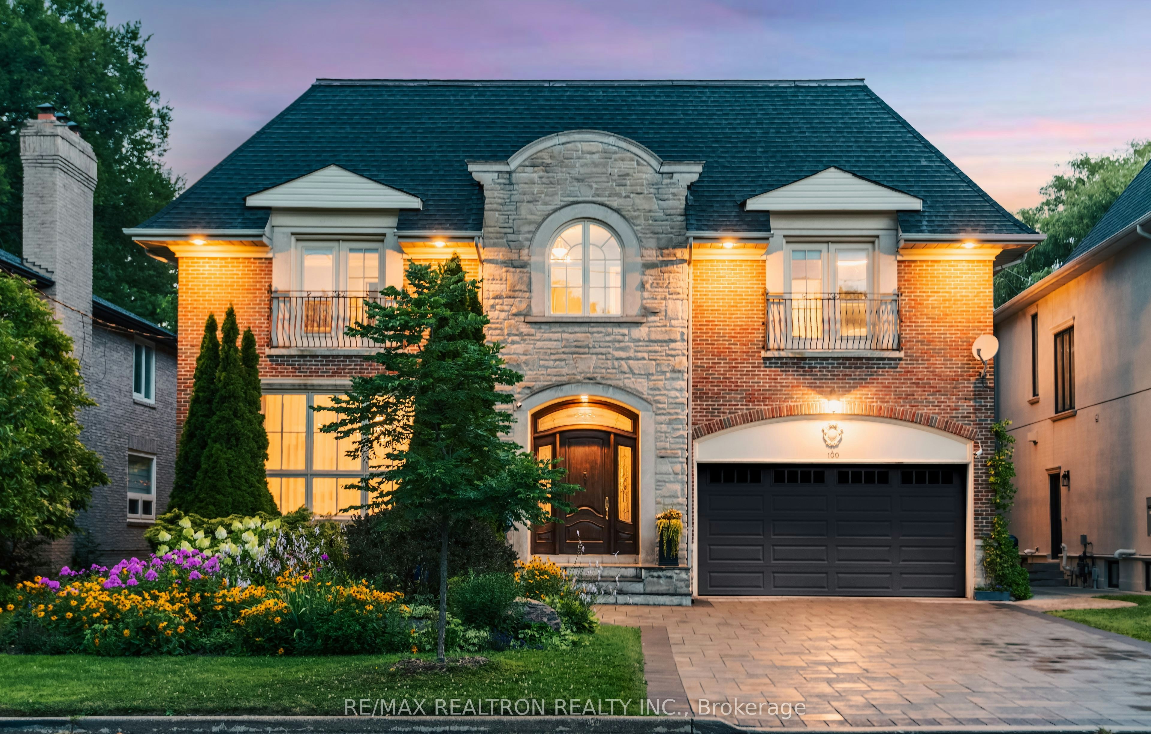 100 Owen Boulevard, Toronto, ON, M2P 1G3