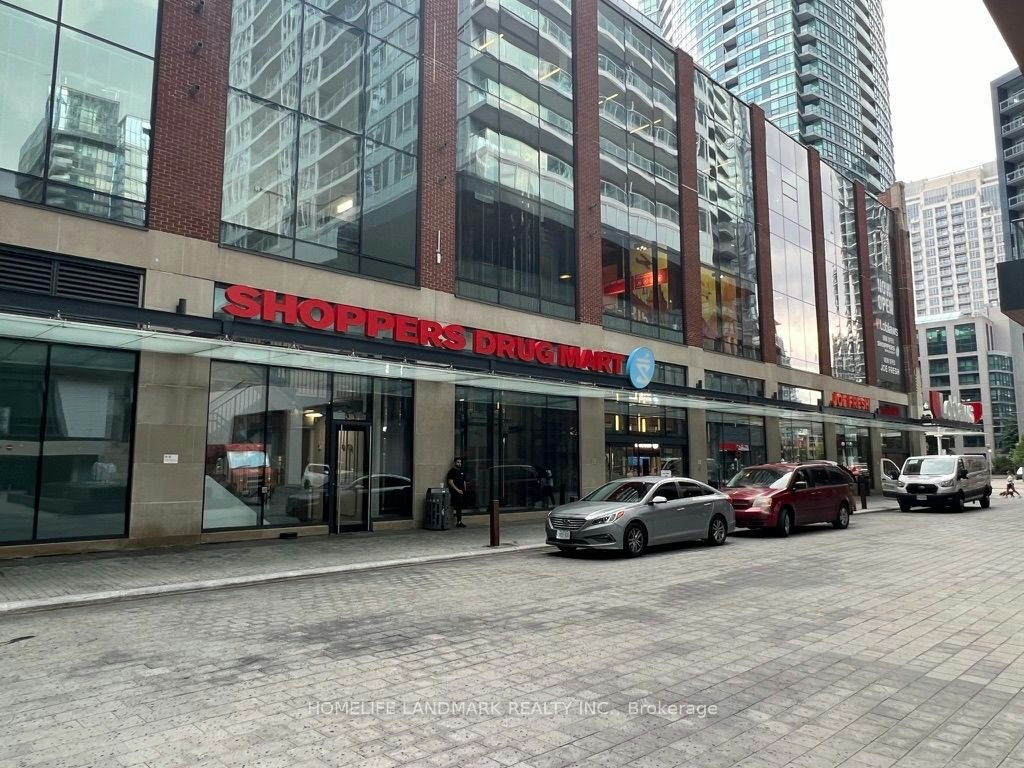 2115-17 Bathurst Street, Toronto, ON, M5V 0N1 - 18
