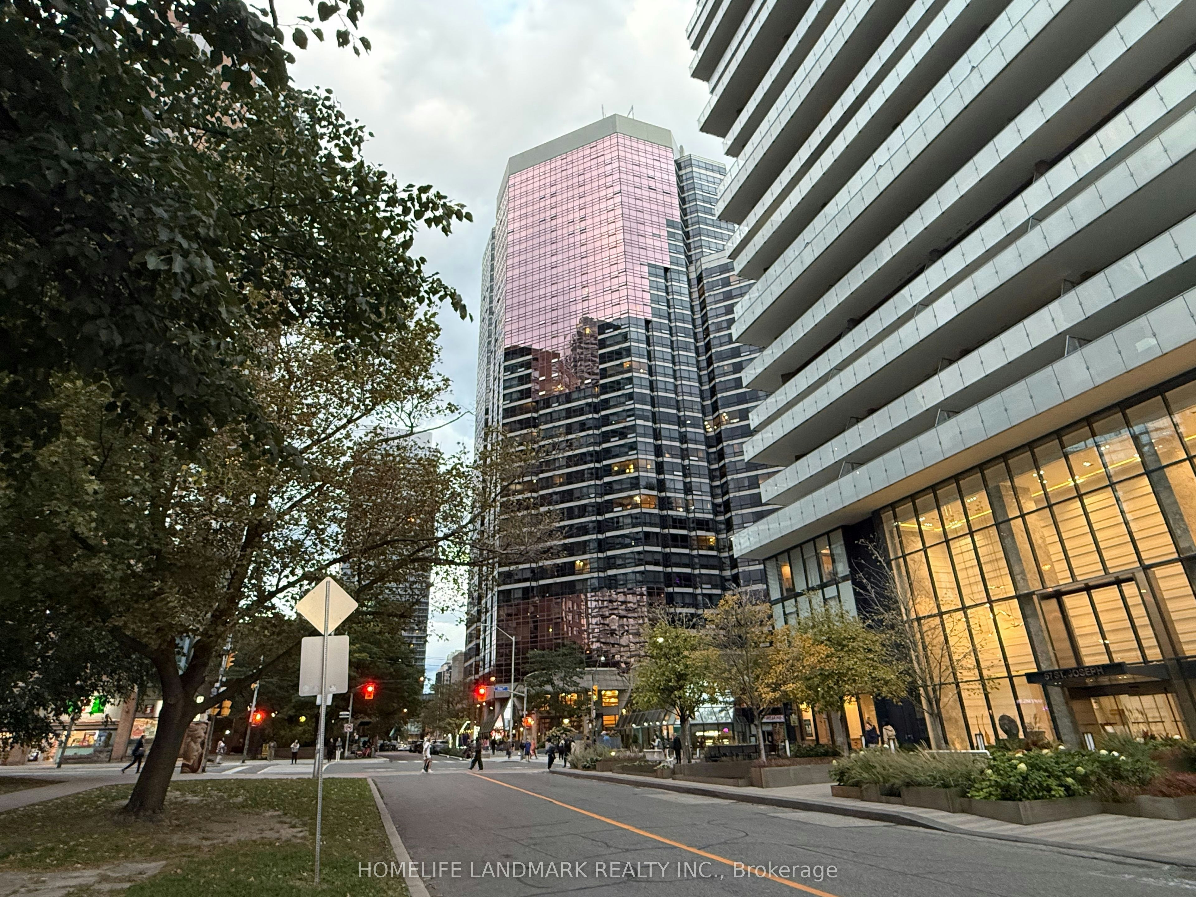 3408-1001 Bay Street, Toronto, ON, M5S 3A6