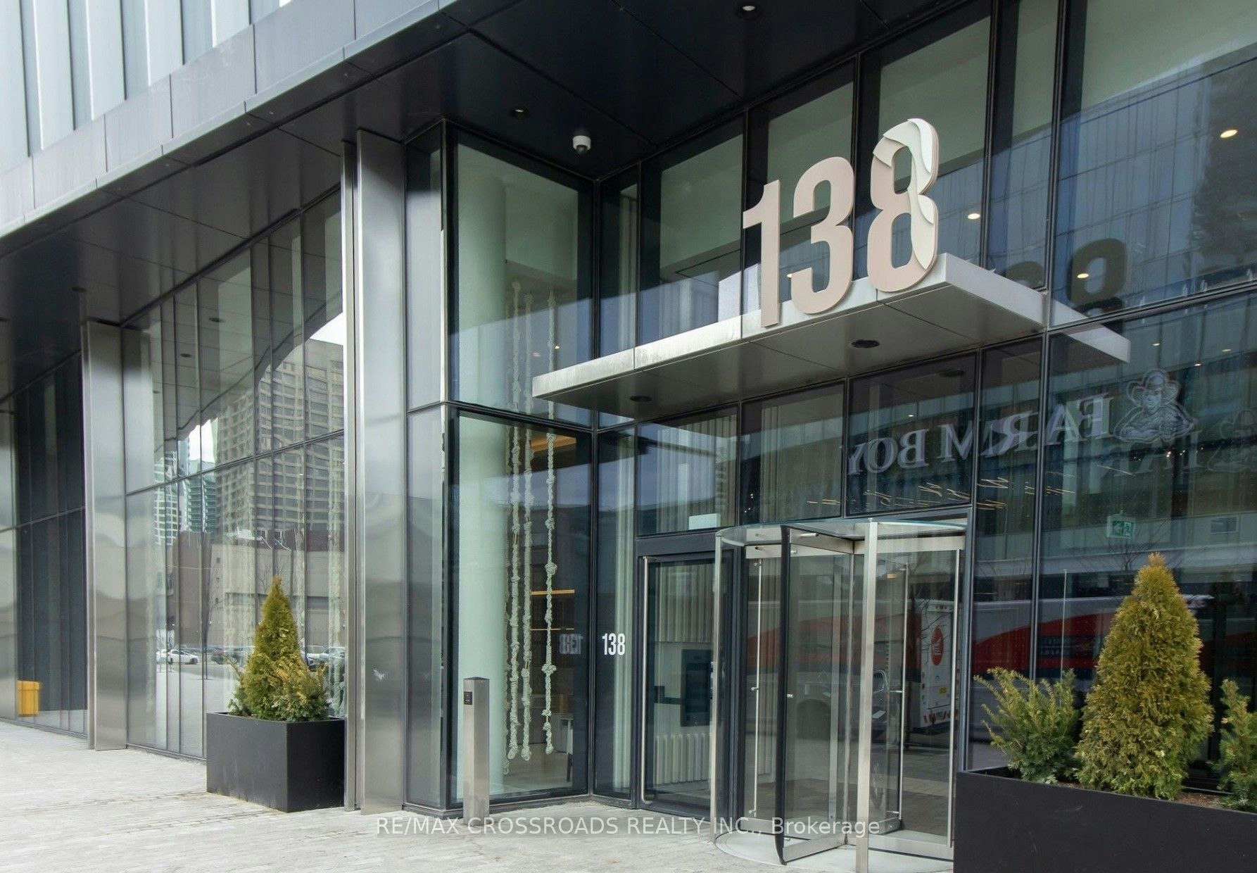 7206-138 Downes Street, Toronto, ON, M5E 0E4