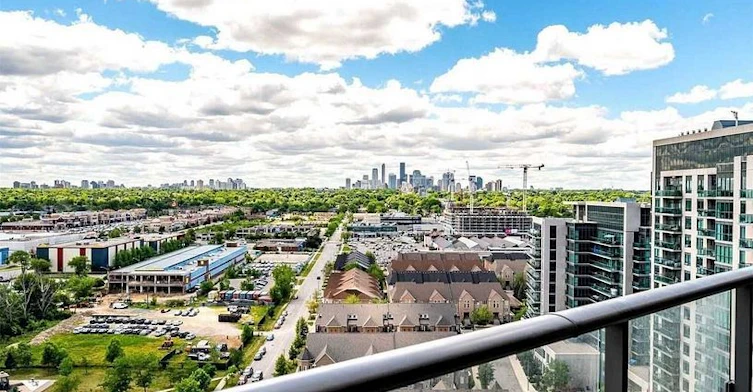 807-160 Vanderhoof Avenue, Toronto, ON, M4G 0B7 - 3